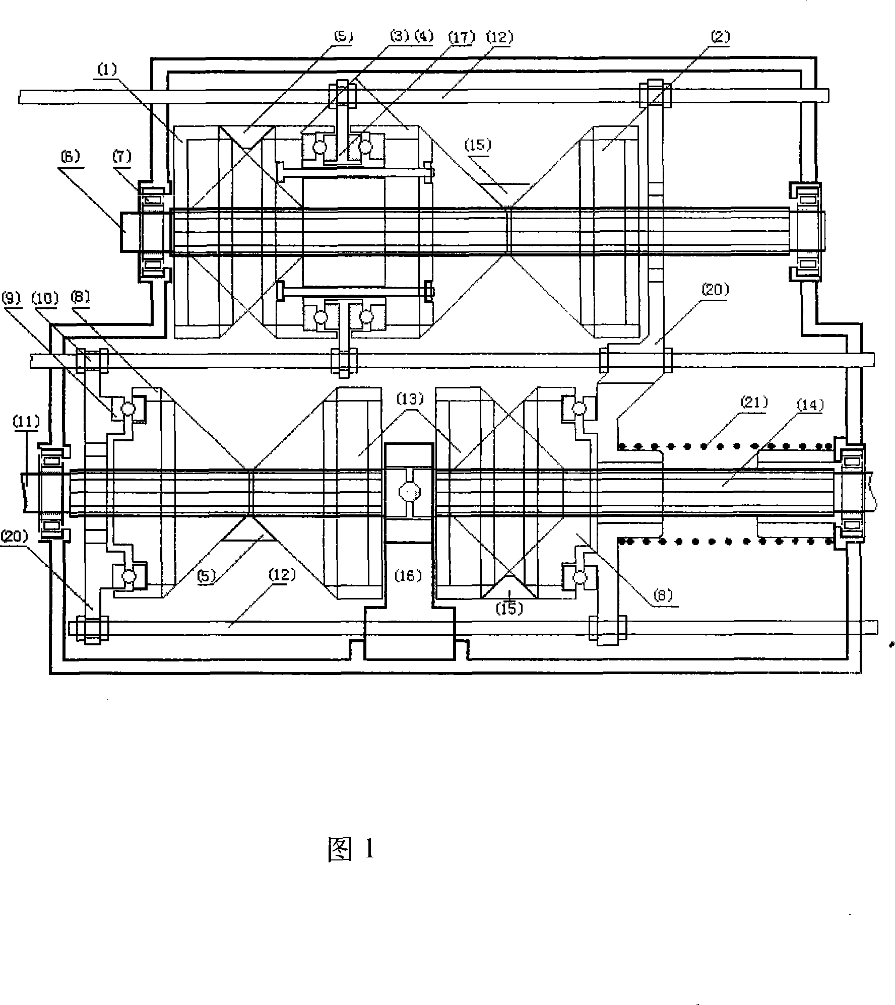 Complementary wheels balancing stepless speed changer