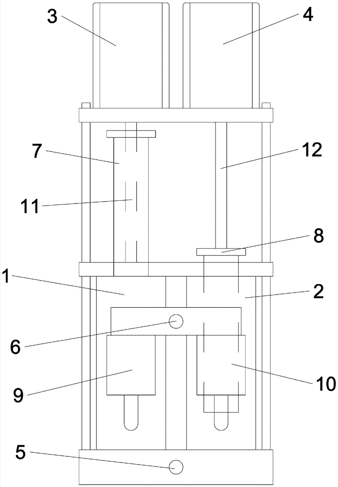 Double-cylinder type plunger pump with stable output