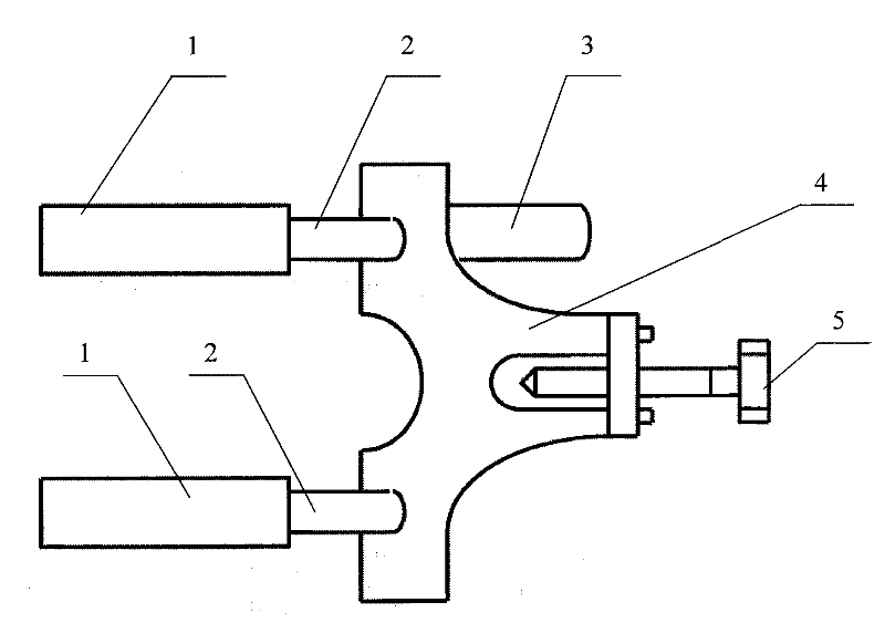 On-line replacing method for extrusion roll of fiber spinning traction feeding machine