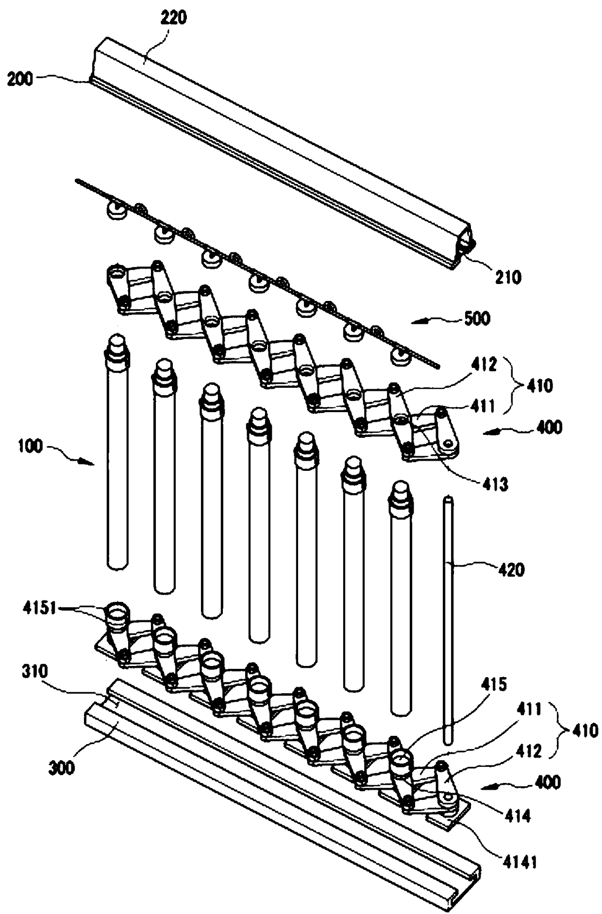 Solar heat collecting device with variable structure