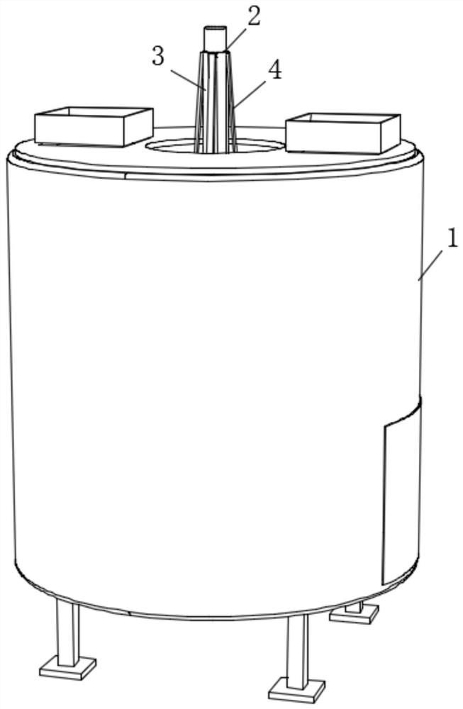 A soil crushing device for agricultural planting with self-cleaning function