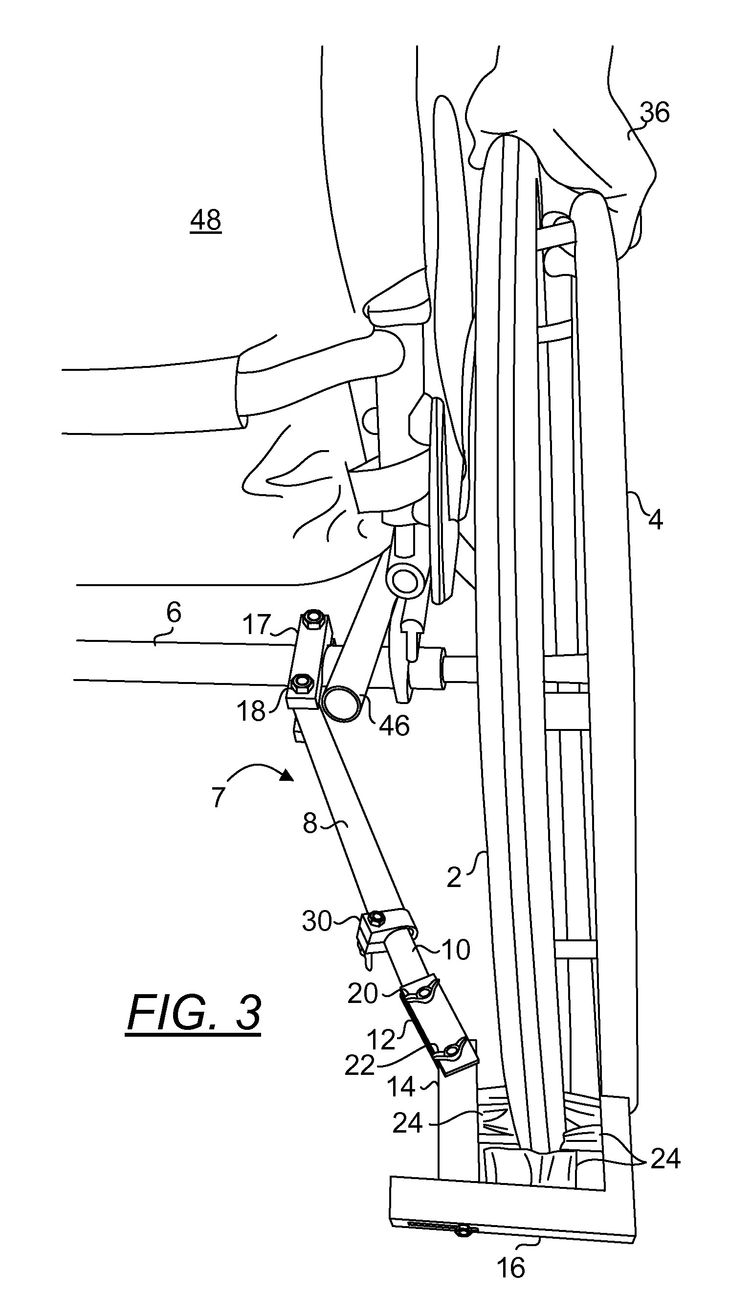 Apparatus for cleaning wheelchair tire