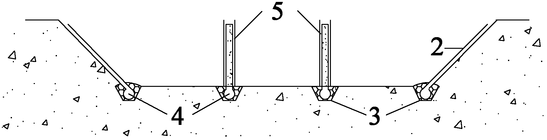 Sludge discharge field constructing method for speeding up dehydration, solidification and stabilization of dredged sediment