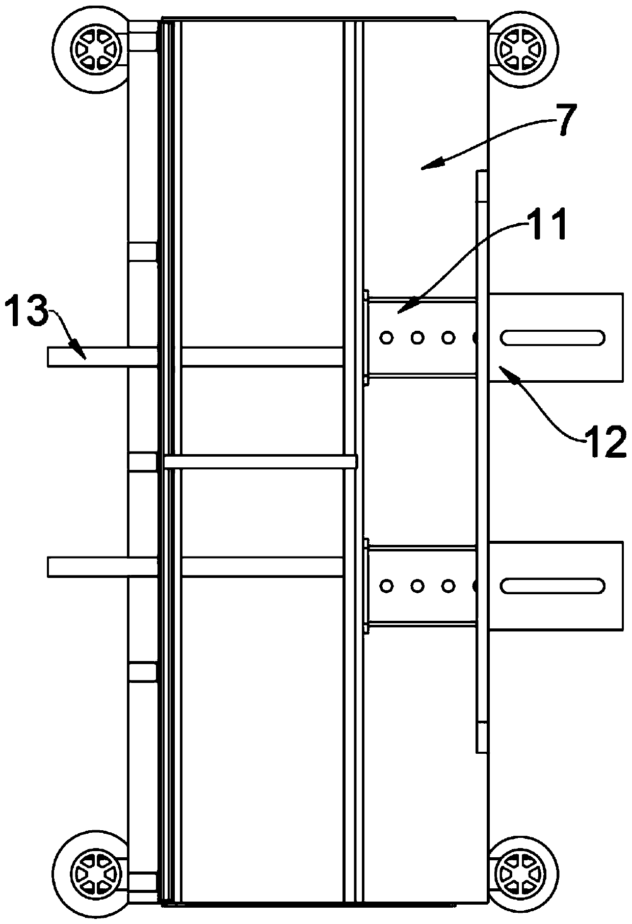 Movable mold capable of adjusting size of prefabricated member