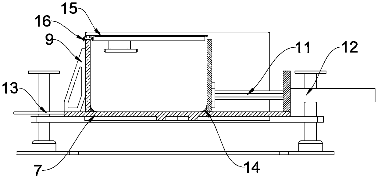 Movable mold capable of adjusting size of prefabricated member