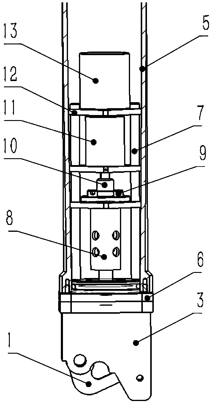 Piston type deep sea acoustic release device based on pressure compensation