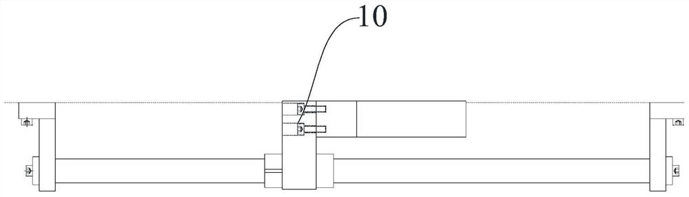 Overturning type material aligning mechanism