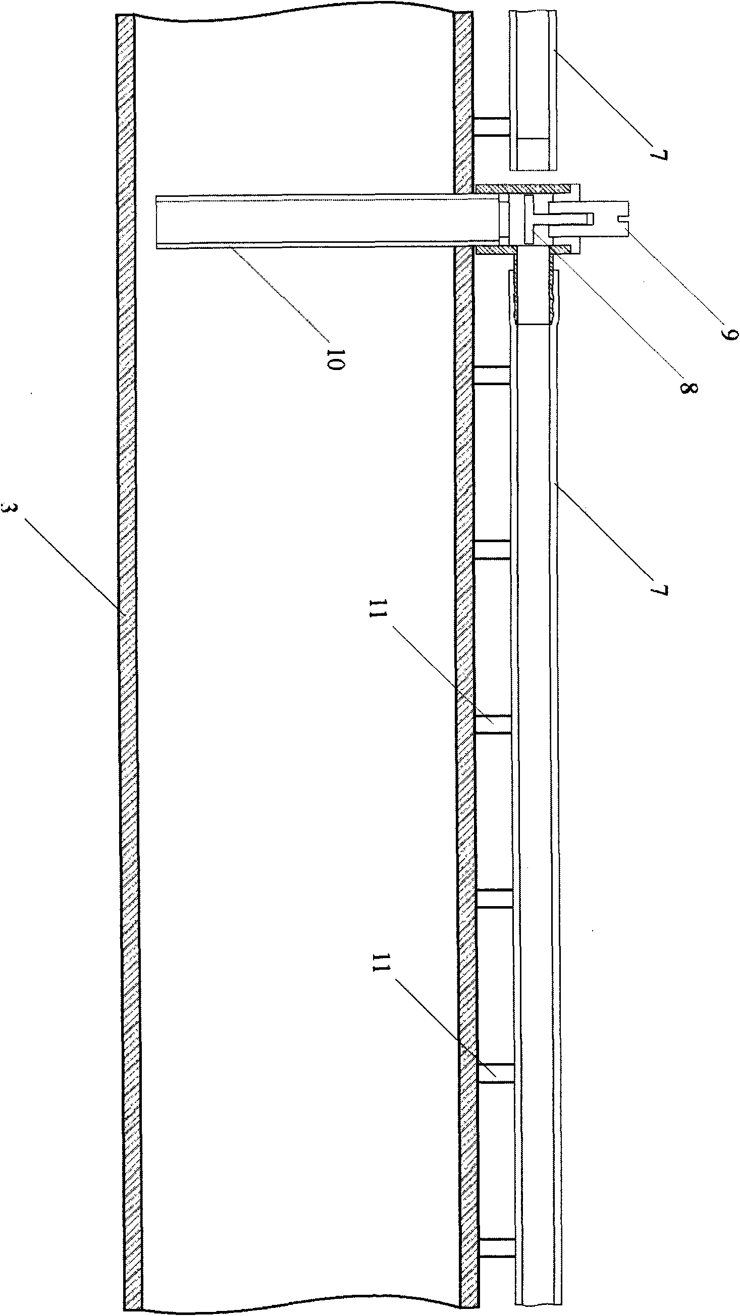 Aquatic air curtain intercepting method and device