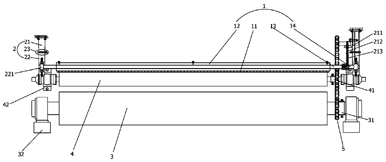 Deslagging scraper device for oven return roller