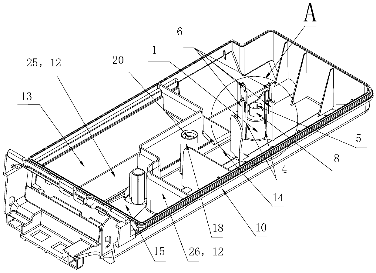 Water level monitoring device and putting device