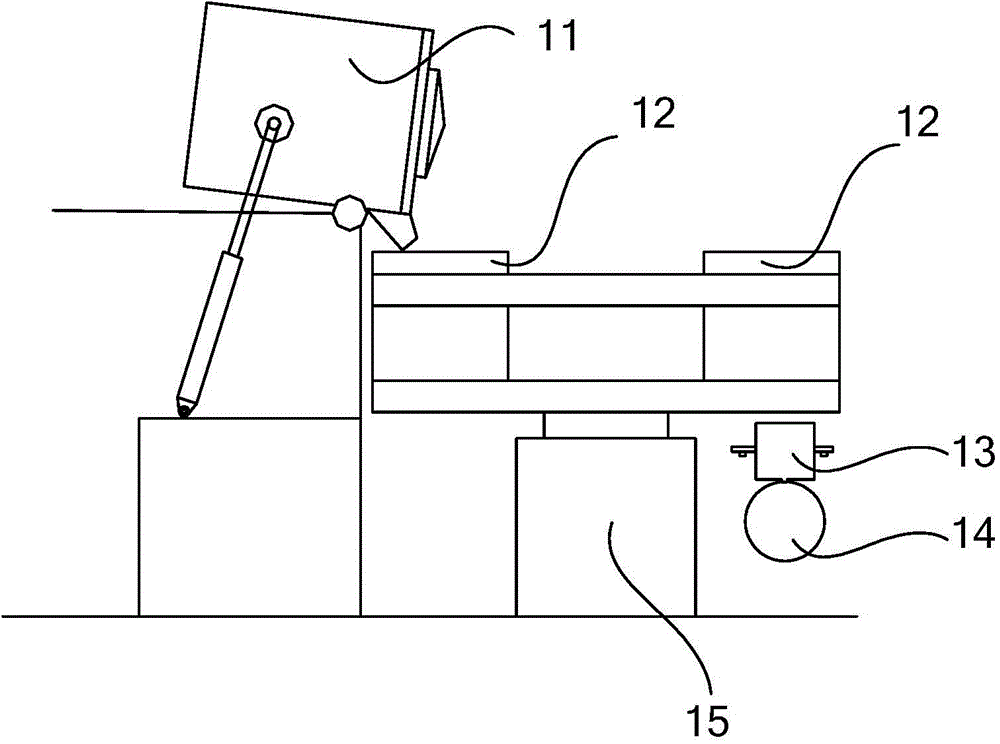 Continuous strip spraying device