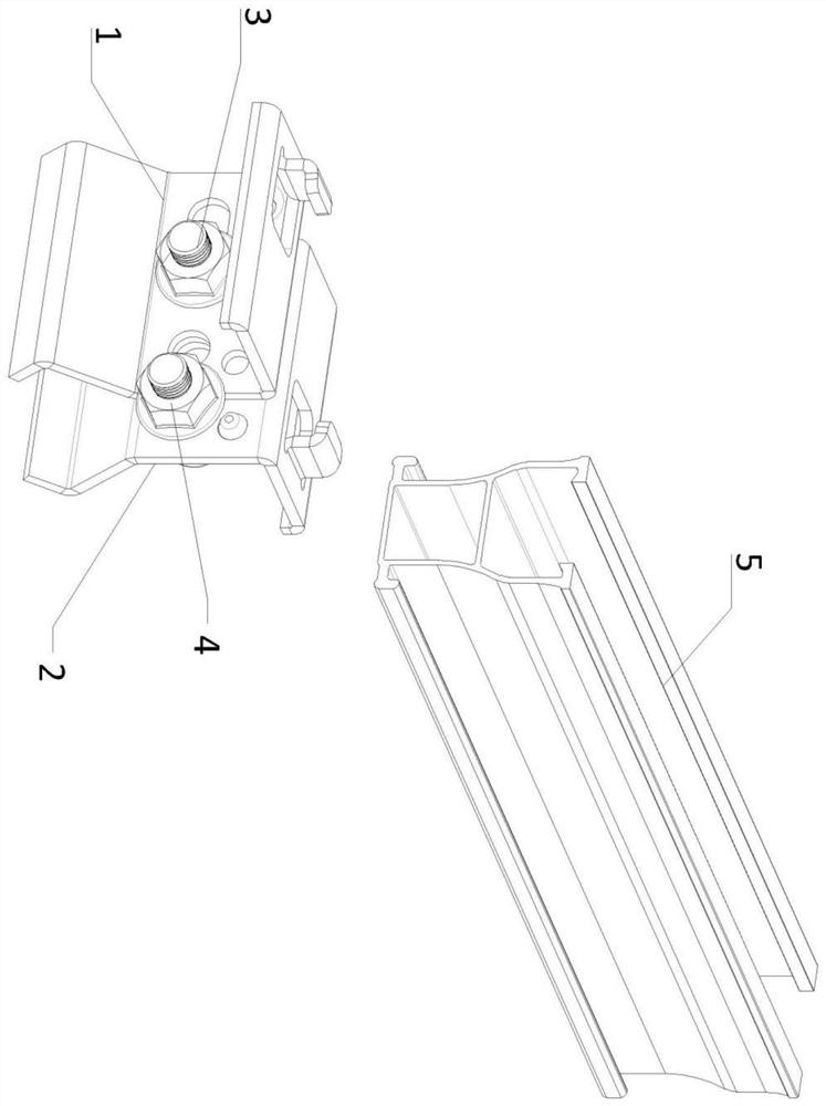 Self-locking clamp for color steel tile and working method thereof