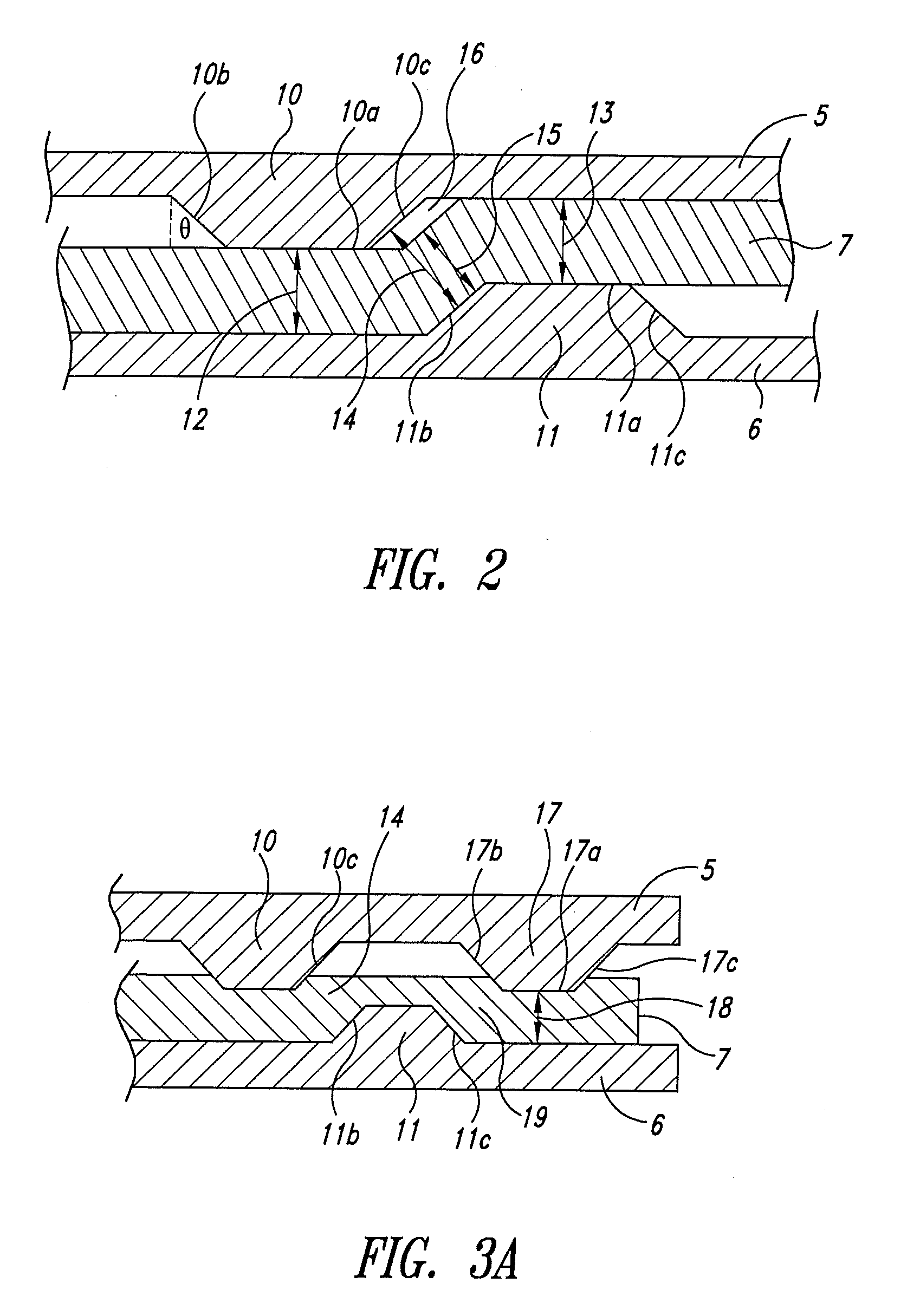 Low compressive load seal design for solid polymer electrolyte fuel cell