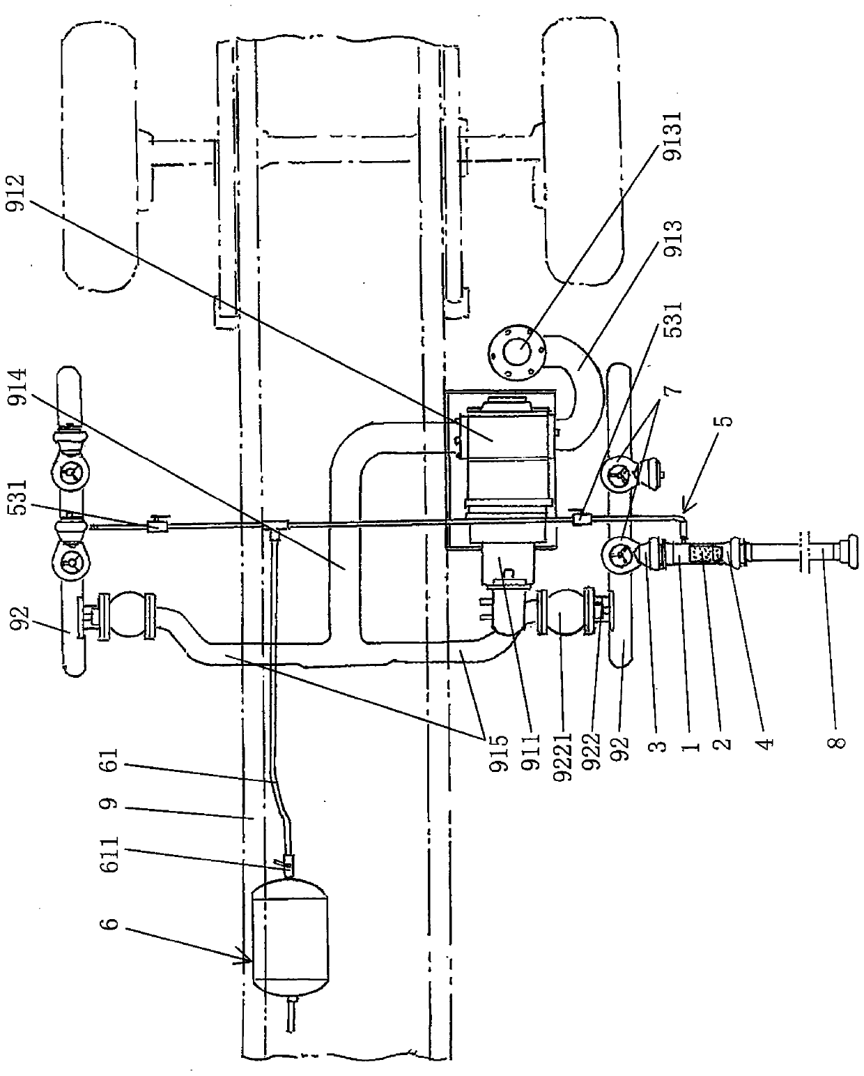 Foam recovery device and foam fire fighting truck equipped with foam recovery device