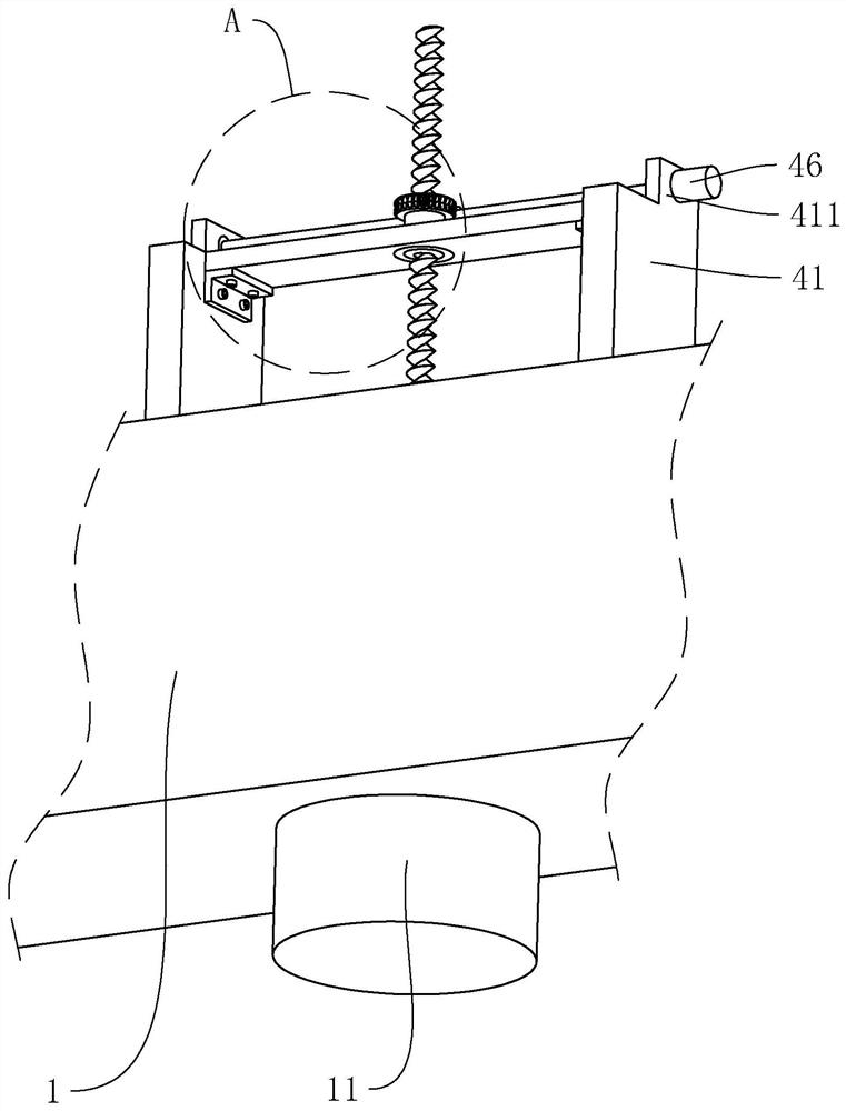 Construction method of efficient water-saving cast-in-place irrigation and drainage closed conduit