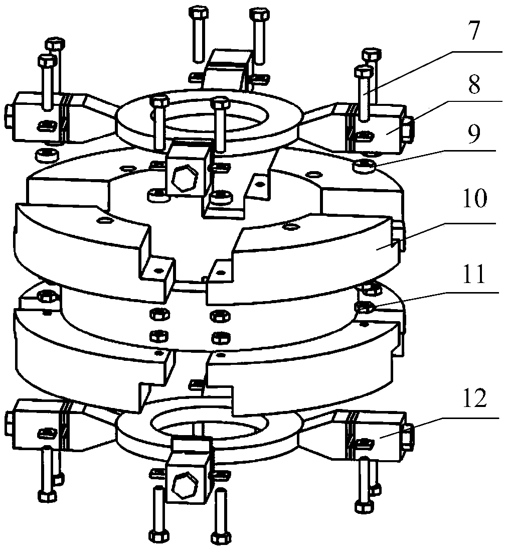 Sandwiched type piezoelectric manipulator based on spherical joint and control method of manipulator