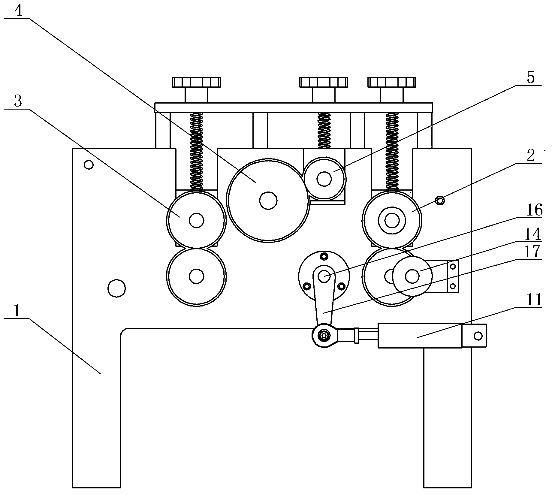 Spacing-adjustable gluing mechanism capable of keeping gluing face upwards