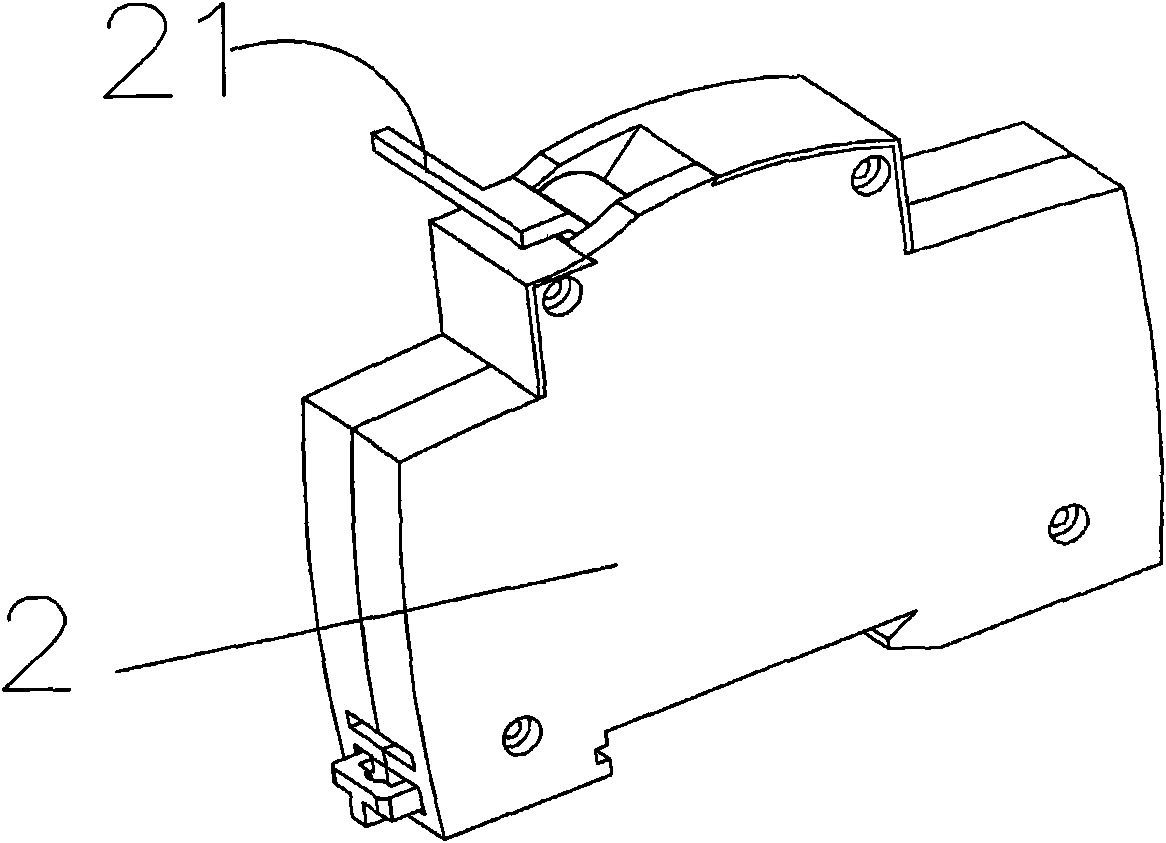 Electric operation mechanism for realizing automatic switching-on function of miniature circuit breaker