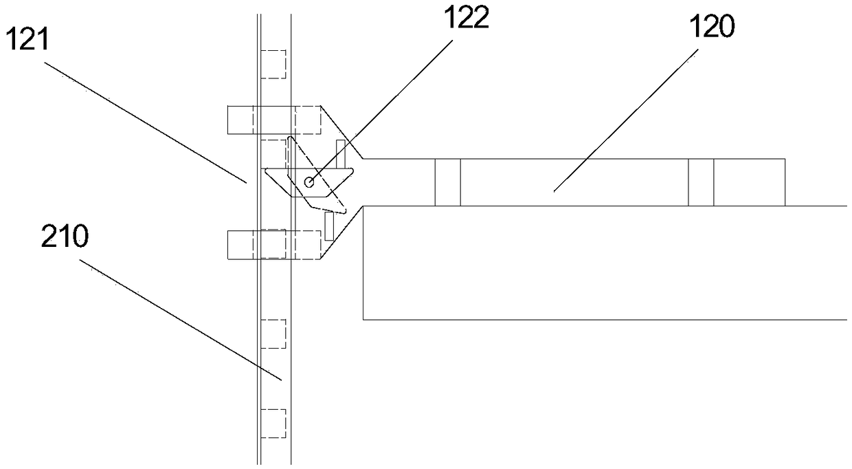 Single-layer attachable climbing and outward-lifting protective device and construction method thereof