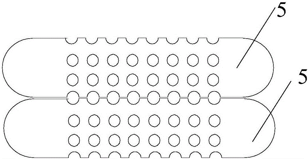 Device for assisting green ball in disengaging and ball press machine