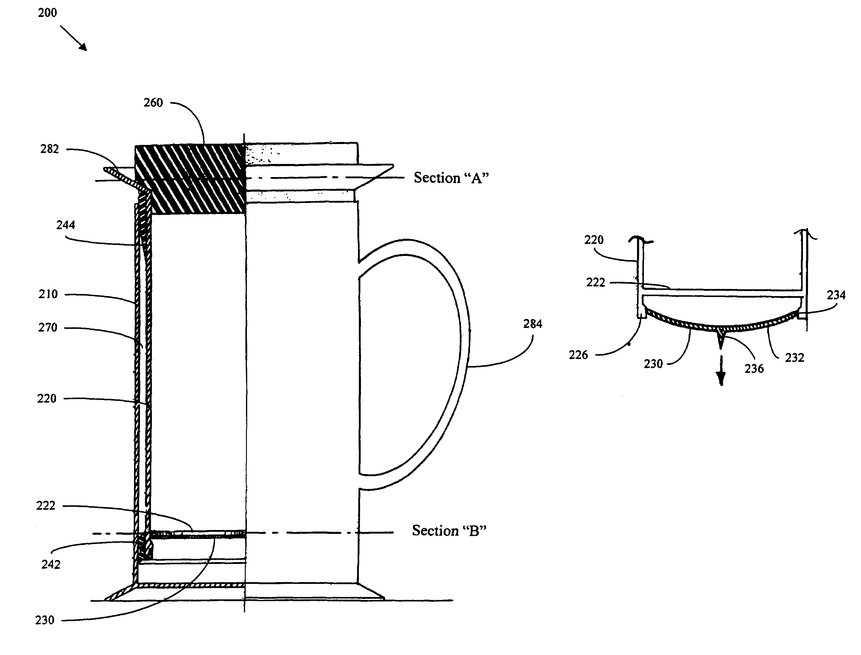 Beverage making devices and methods with an inner housing in place of a central rod plunger