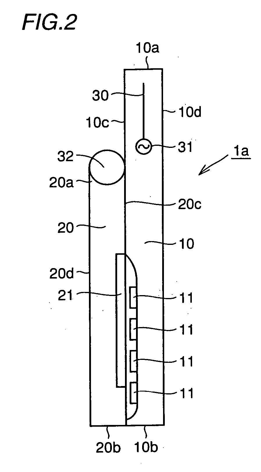 Mobile terminal including first and second housings and an antenna