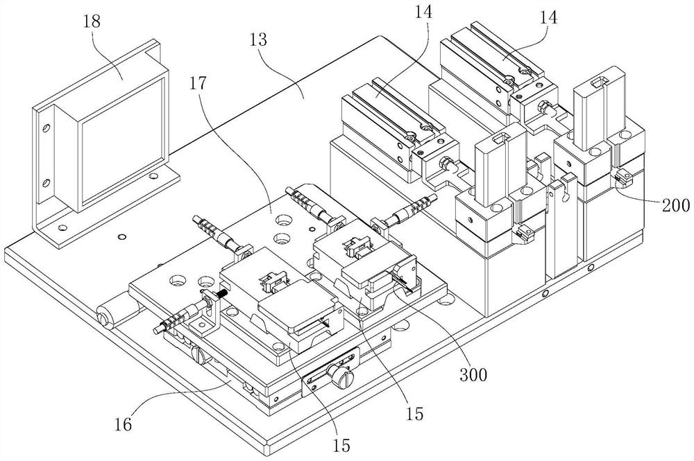 A high-precision automatic assembly device and method for optical fiber connectors