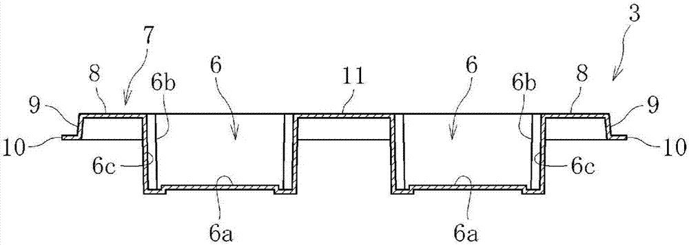 Container and packing method