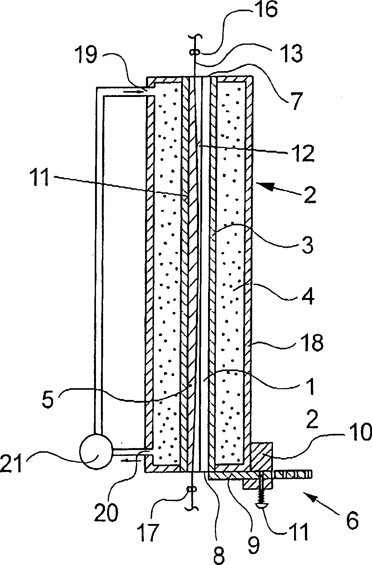 Apparatus and method for heating filament yarn