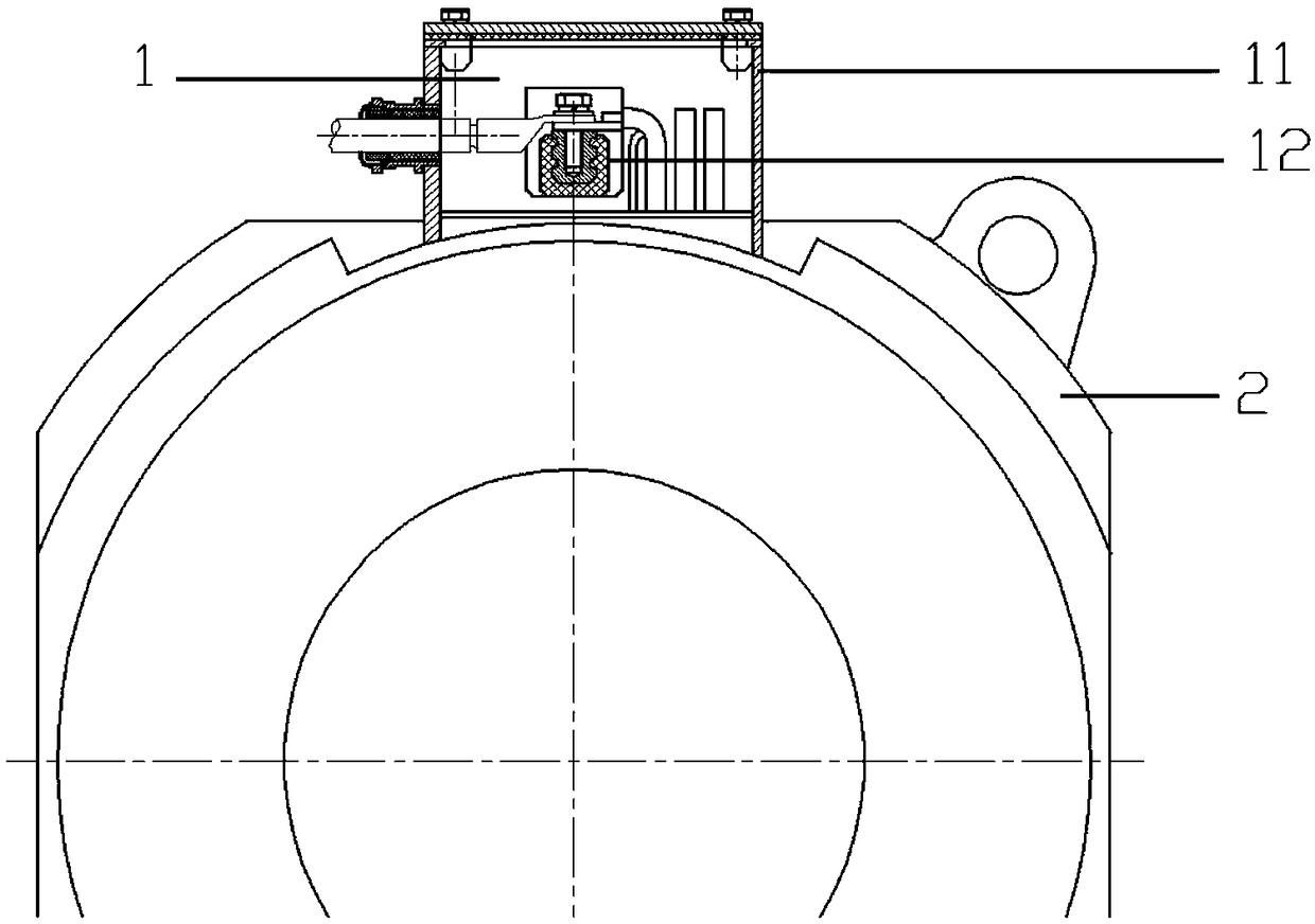 Motor and traction motor junction box thereof