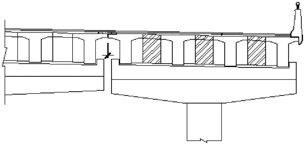 Quick connection structure for widening bridge floor system of bridge through UHPC material