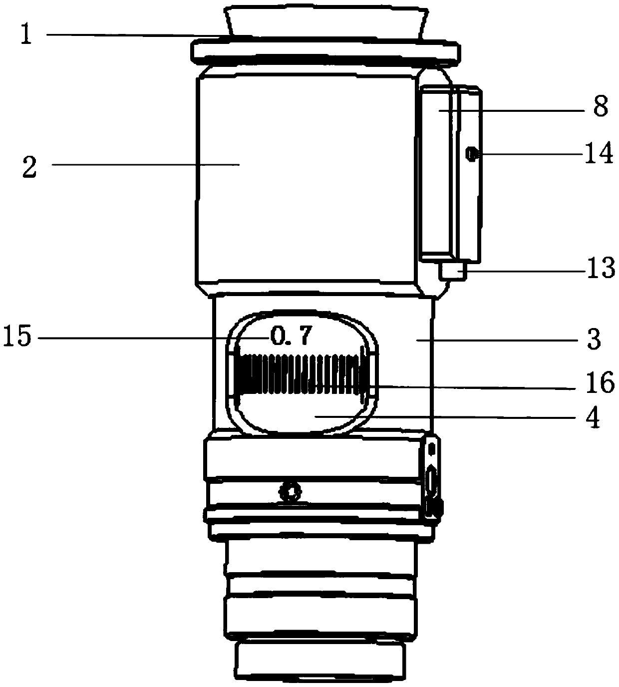 Light intensity-based electronic feedback manual zoom lens