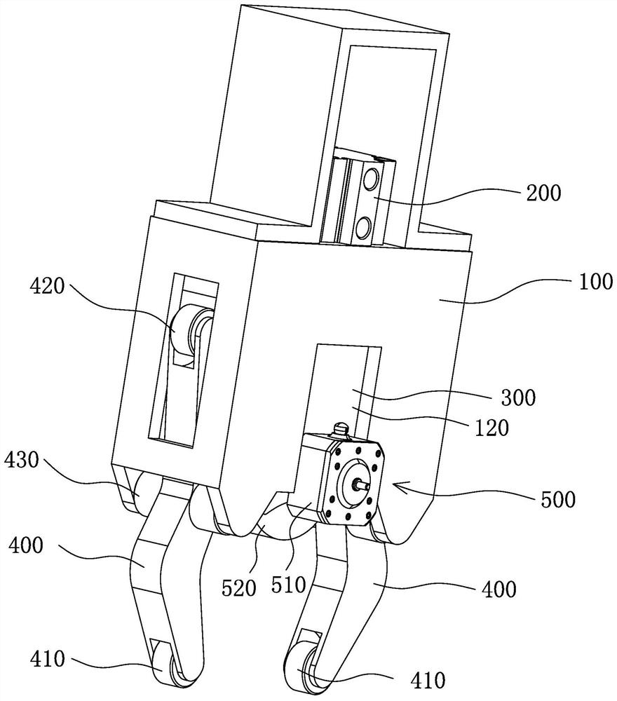 Automatic grabbing pre-screwing machine for mold adjusting nuts