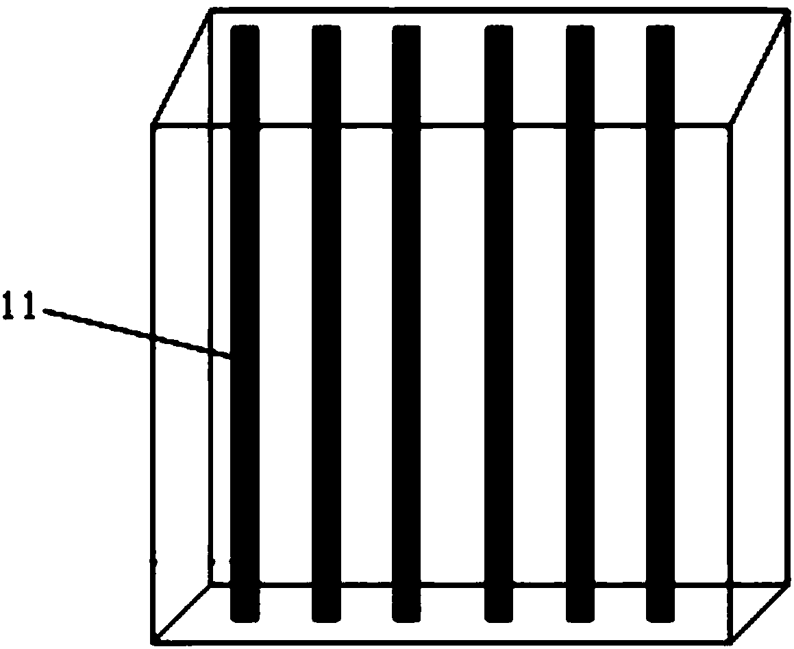 Battery pack packaging device and solar UAV having same