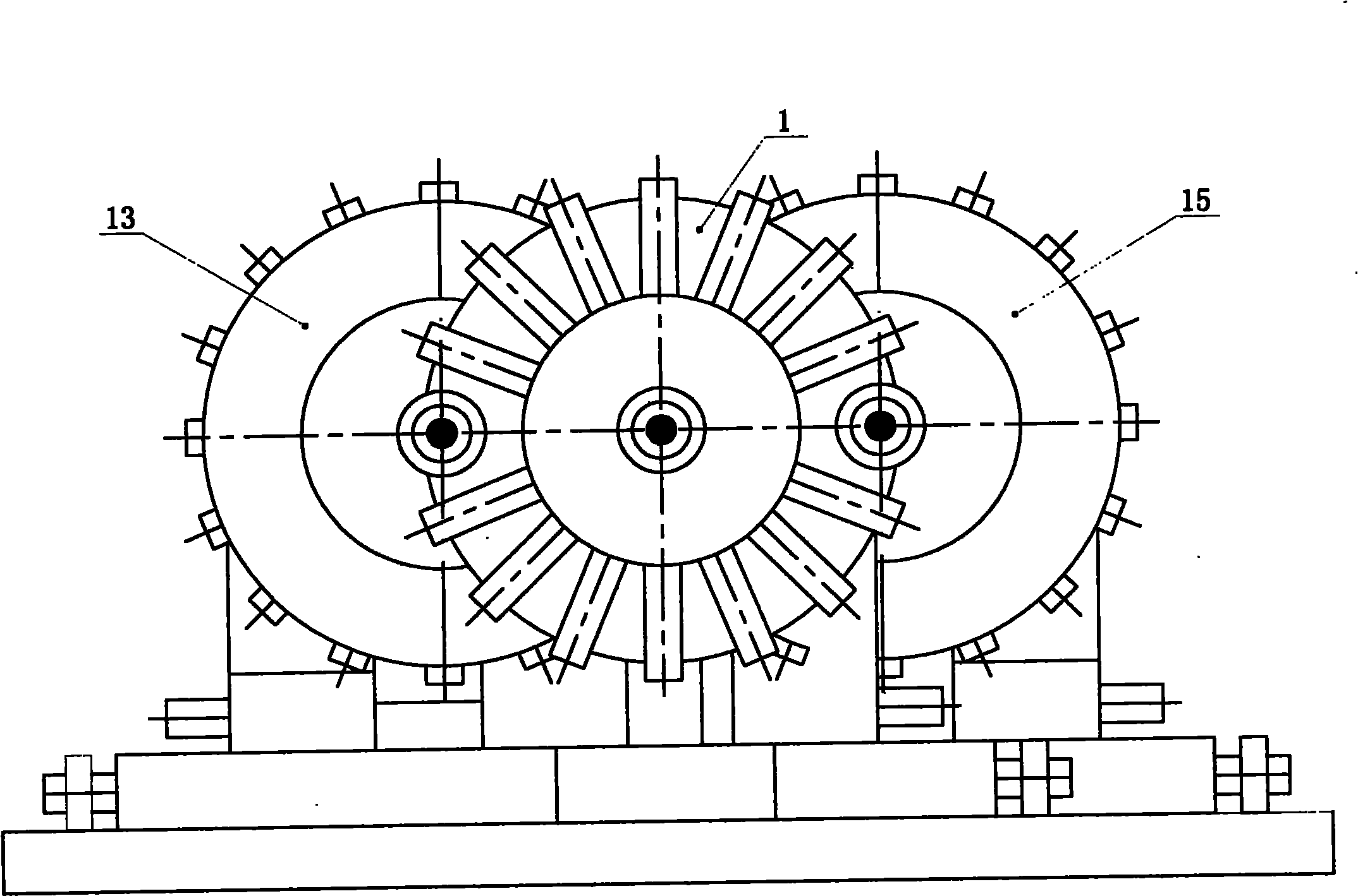 Device for detecting sizes of displacement type segmented round steel and ribbed steel bar