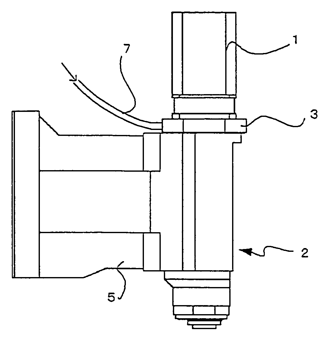 Machine tool provided with cooling mechanism