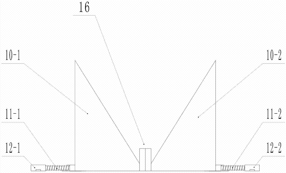 Mulberry leaf harvester with belt reciprocating type driving function