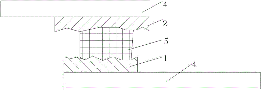 Interconnection structure between solar laminated cells and solar laminated cell
