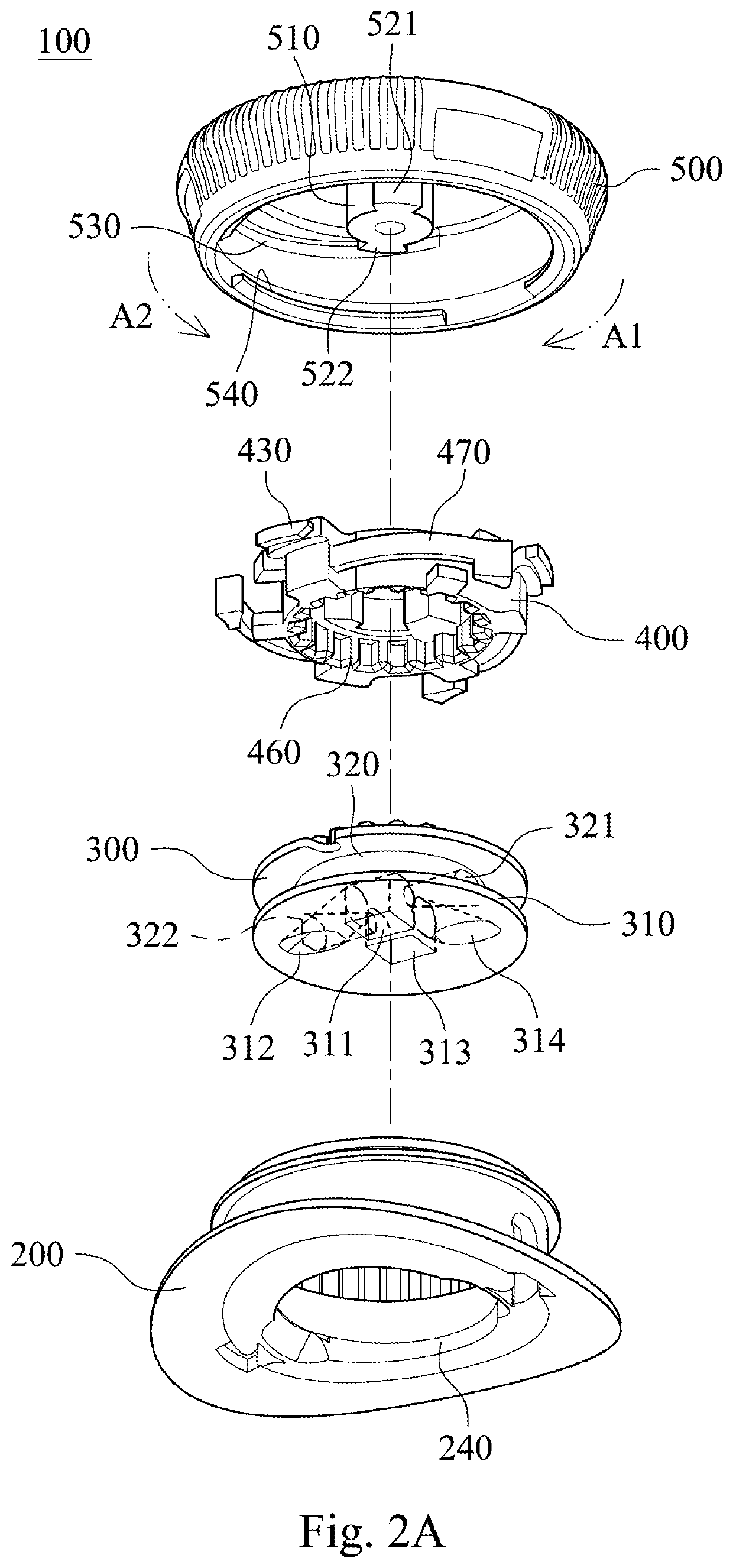 Fastening device and lace assembling method thereof