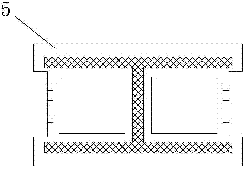 Anti-seismic energy-saving solar wall