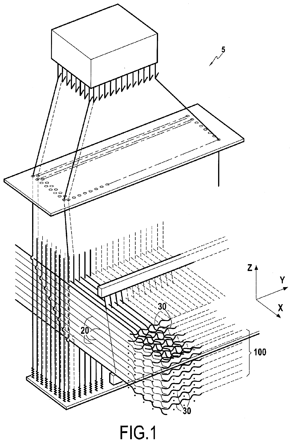 Fiber texture for a casing made of composite material with improved impact resistance