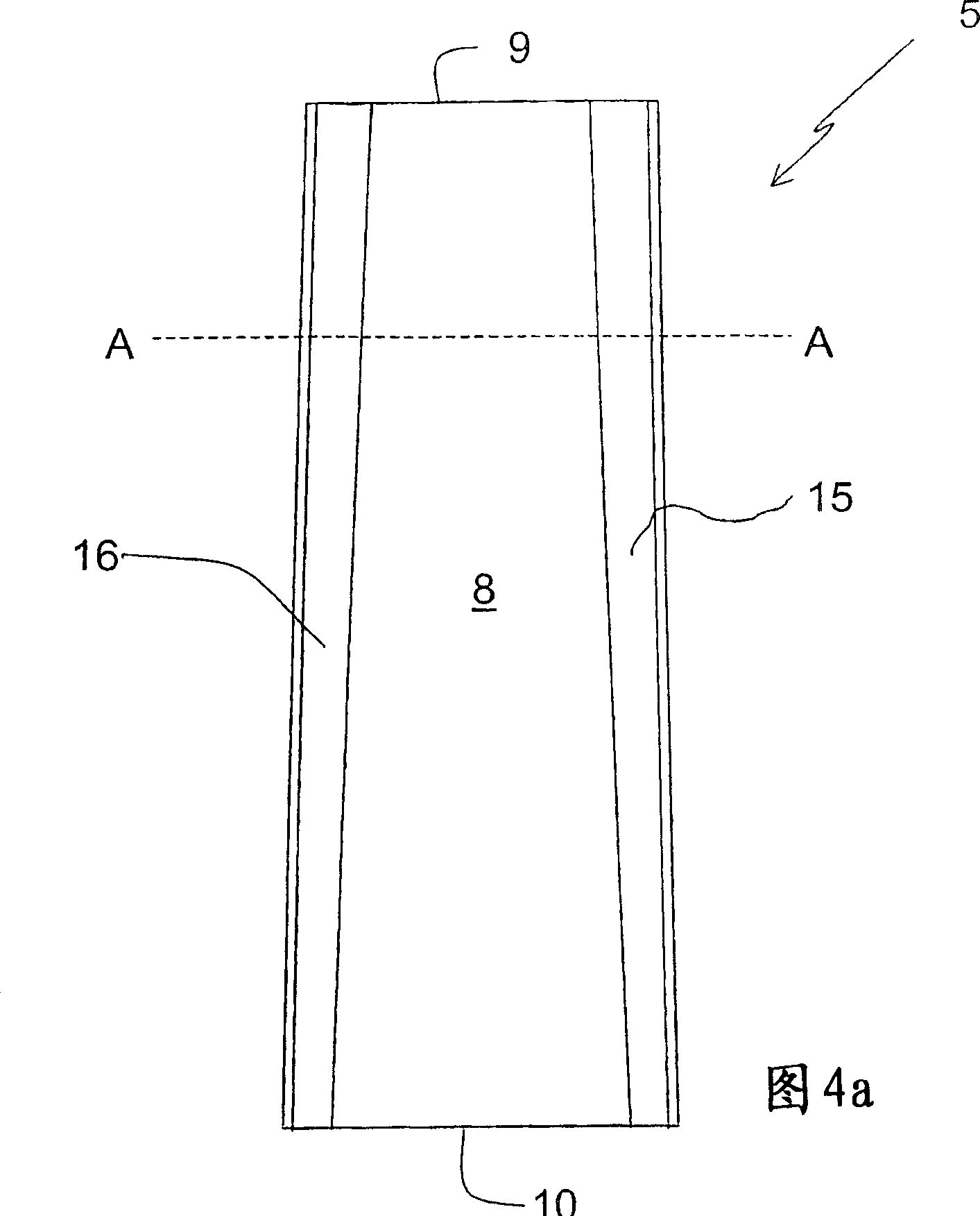 Tower for a wind turbine, prefabricated metal wall part for use in tower for a wind turbine and method for constructing a tower for a wind turbine