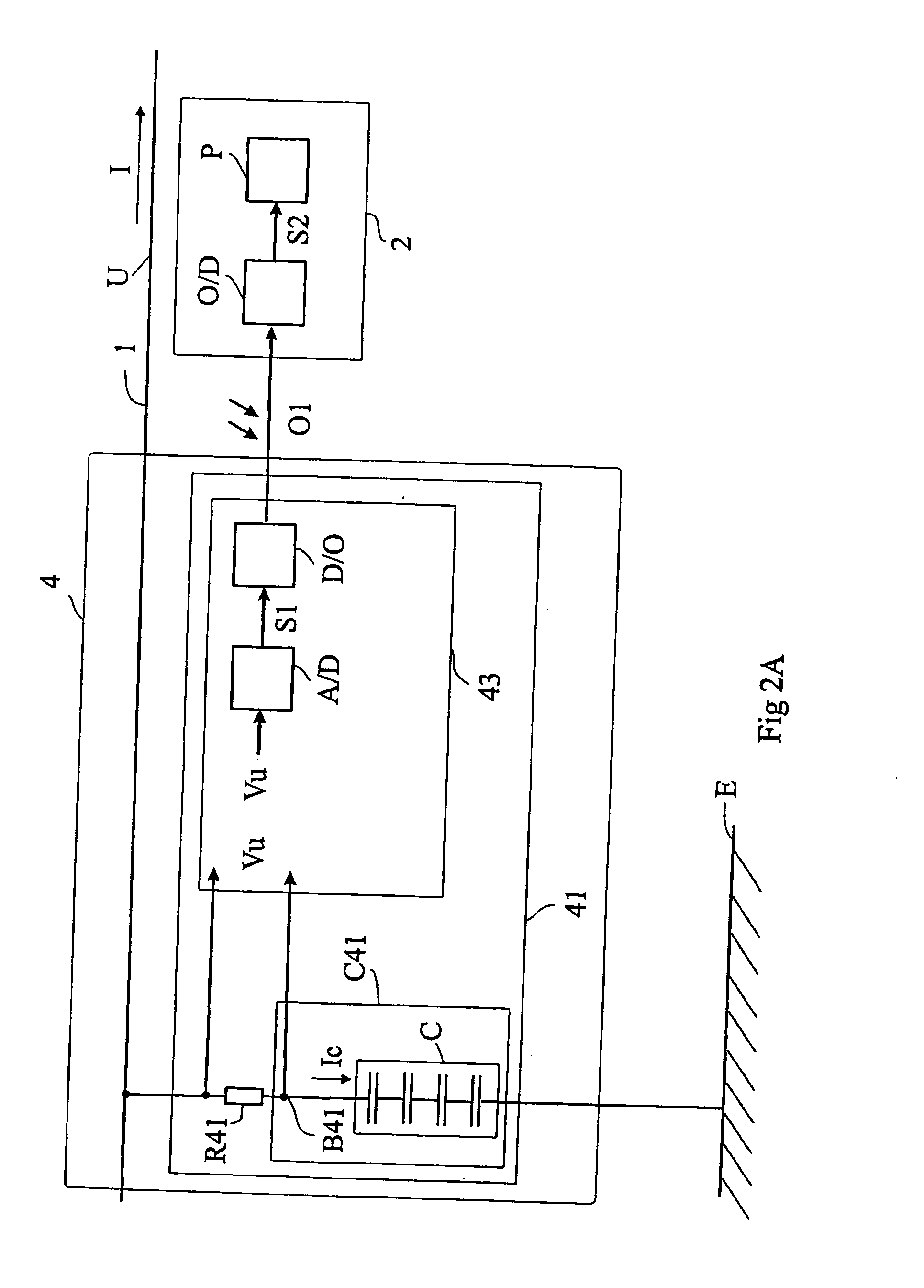 Method and a device for voltage measurement in a high-voltage conductor