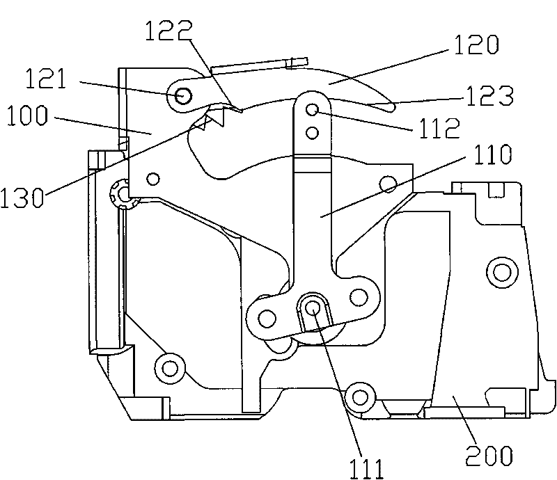 Auxiliary switching-in device of low-voltage circuit breaker