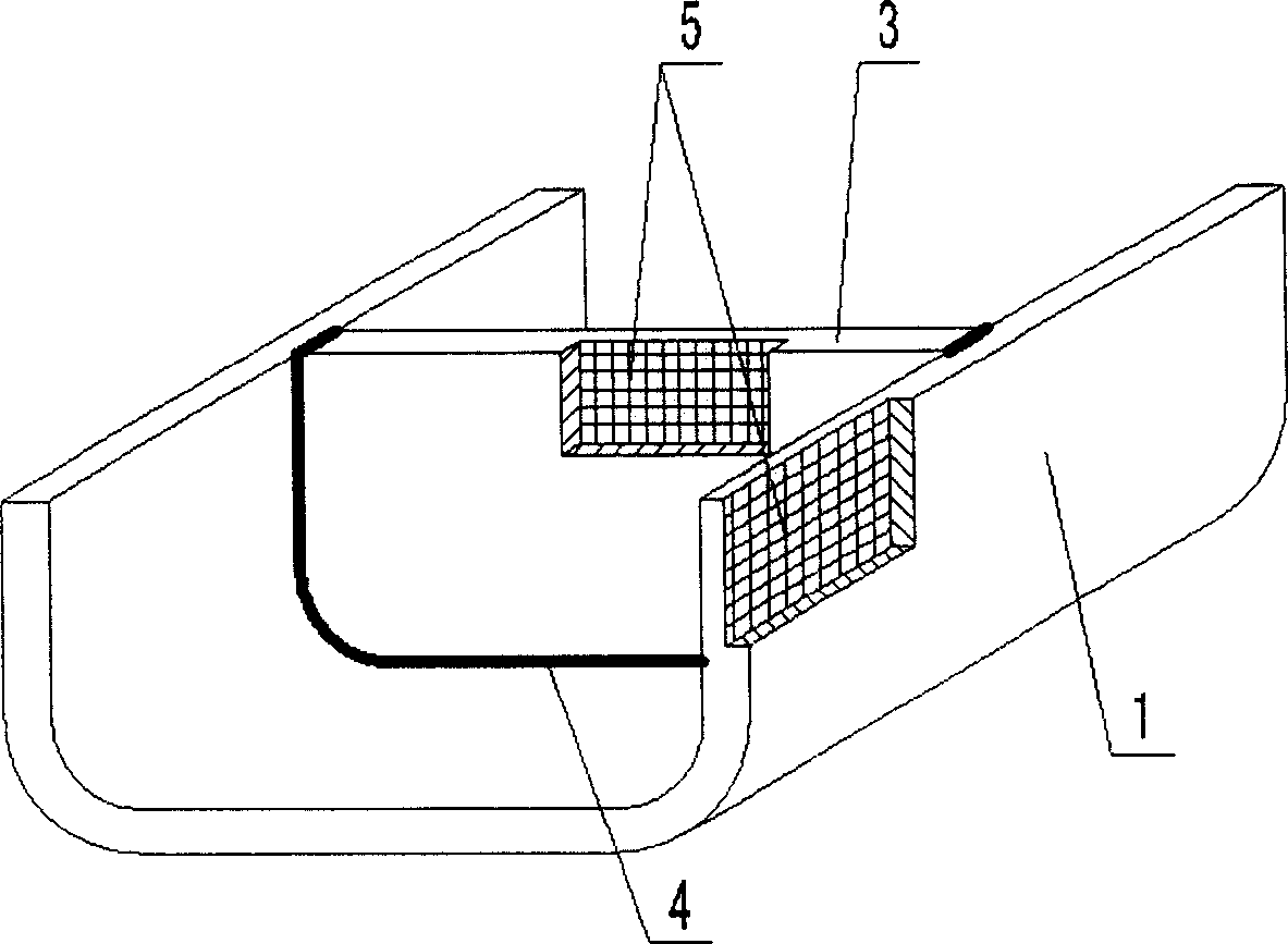 Open shutting structural member for concrete filling