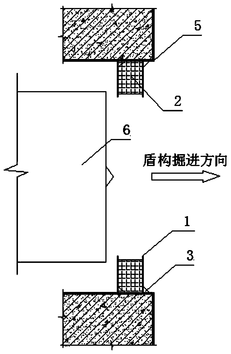 Double-layer steel plate sandwich water stopping device for shield tunneling in pressure-bearing water-rich sand-containing layer