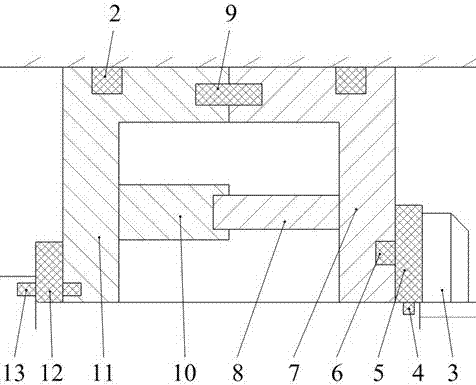 A combined connection device preventing radial rotation and axial movement of the piston