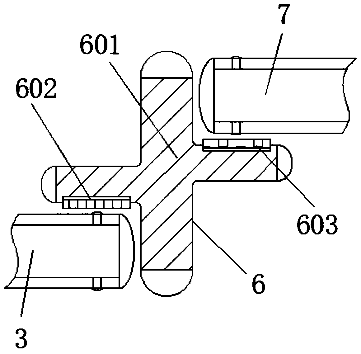 Function door facilitating multi-angle placement and peripheral clamping