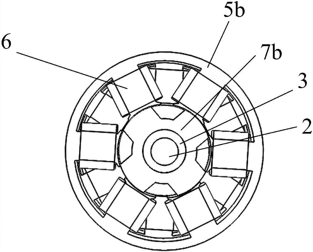 Asymmetrical excitation stator alternate-angle dual-salient-pole motor and control method thereof