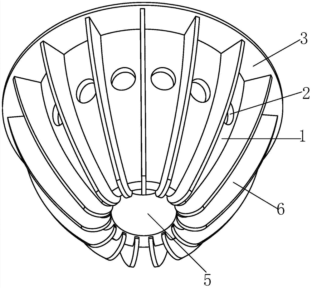 A self-priming emptying device for powder tanks for thermal spraying